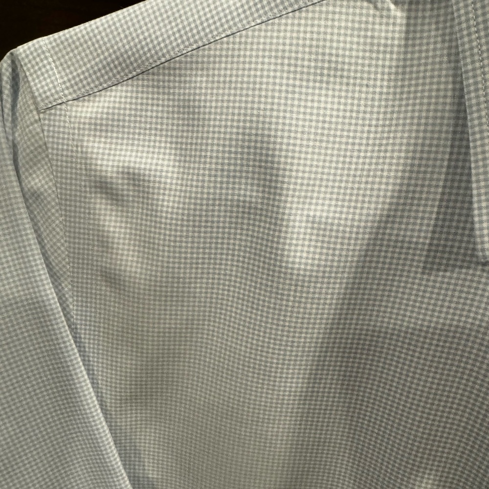 Banana Republic Men’s Shirt - Picture 3 of 3